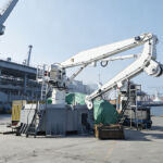 HYDRAULIC SHIPBOARD KNUCKLE JIB CRANE